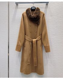 Max Mara Women's Long Double-Breasted Wool Coat With A Fur Collar Coffee